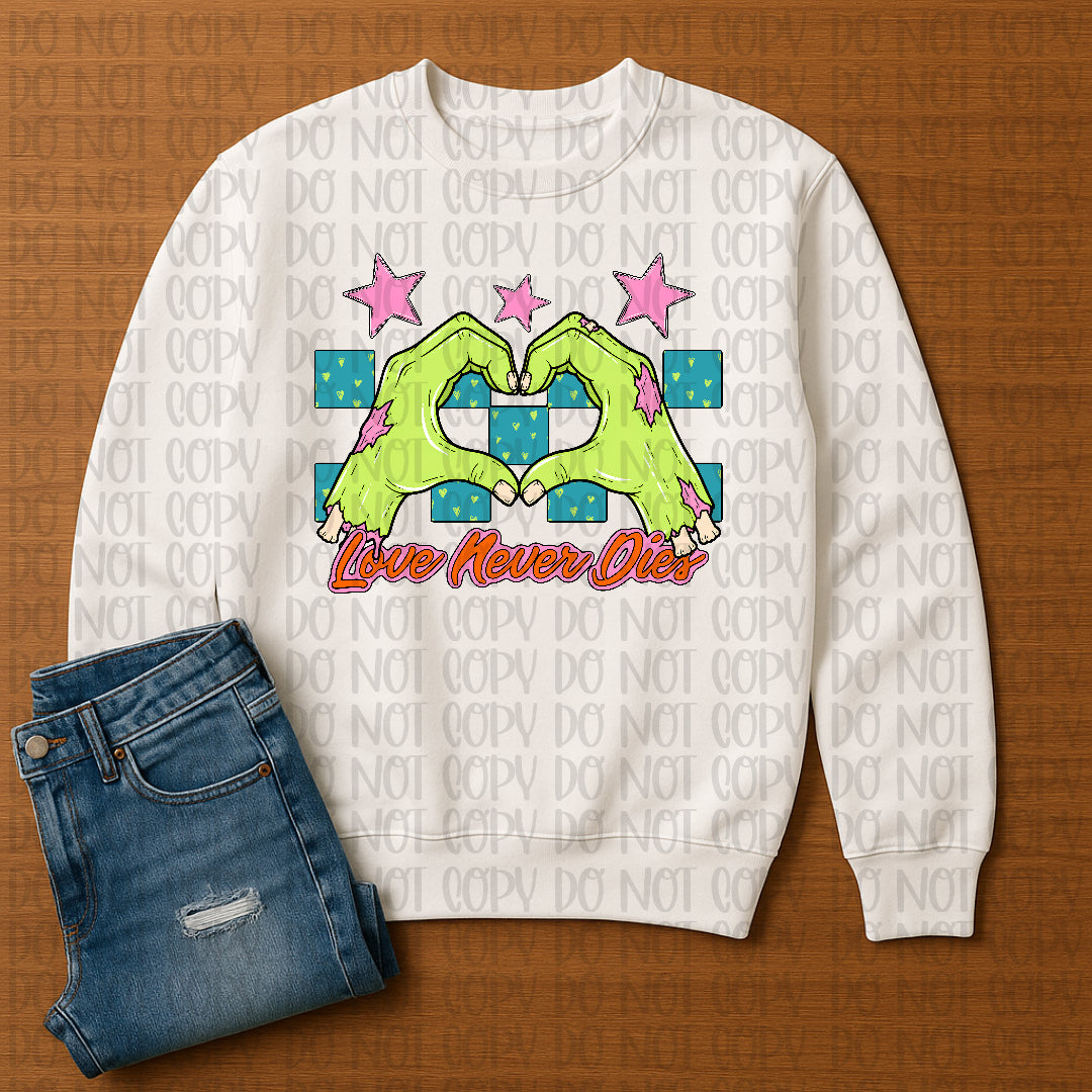 Love never dies green heart hands (CST) DTF Transfer