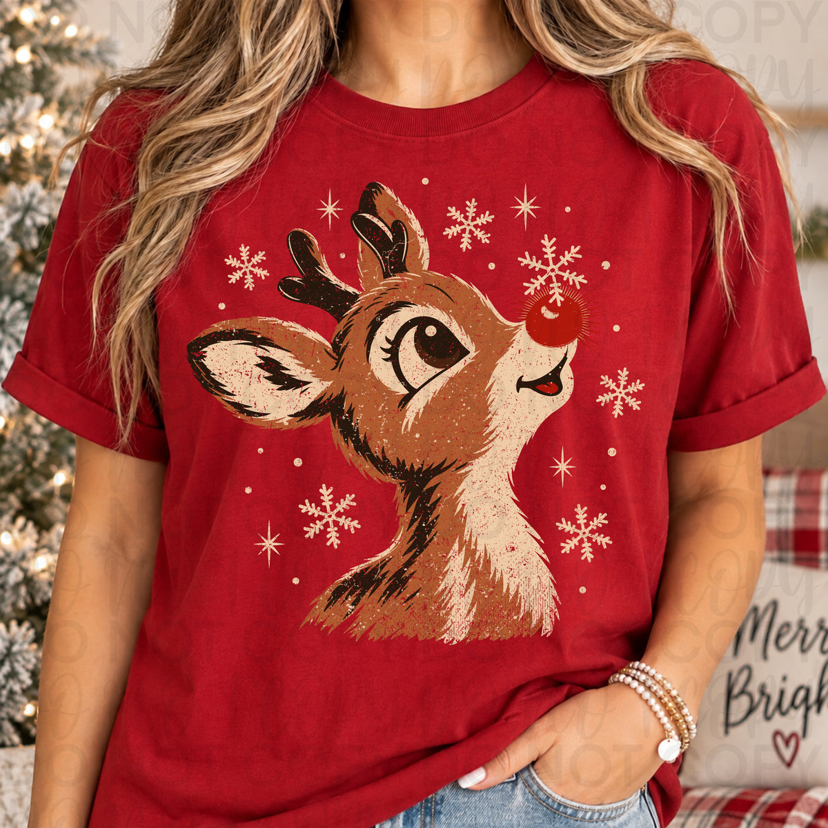 Reindeer looking up with snowflakes falling down (UAC) DTF Transfer