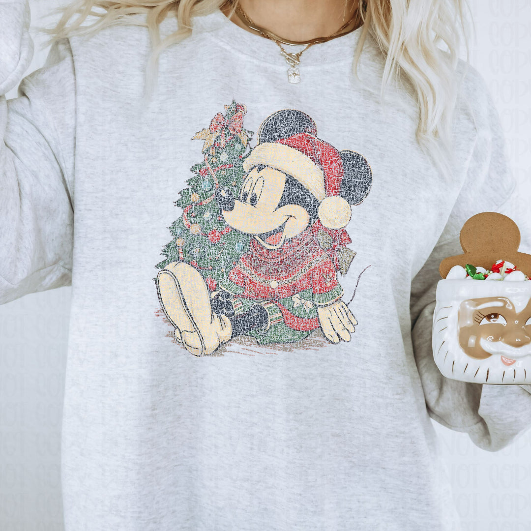 Vintage Christmas mouse very grungy (Scarlow) DTF Transfer