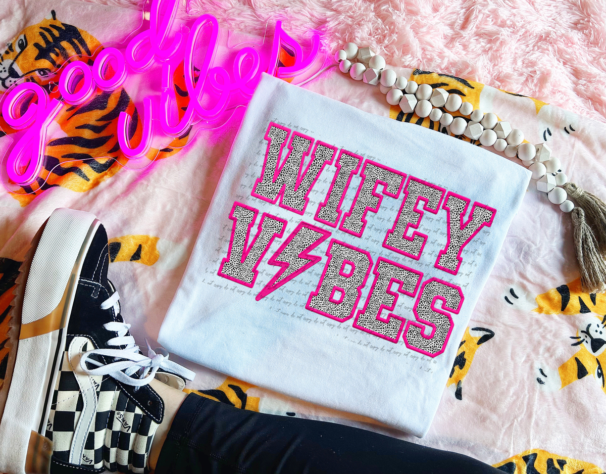 Wifey Vibes Faux Embroider 46786 DTF transfer