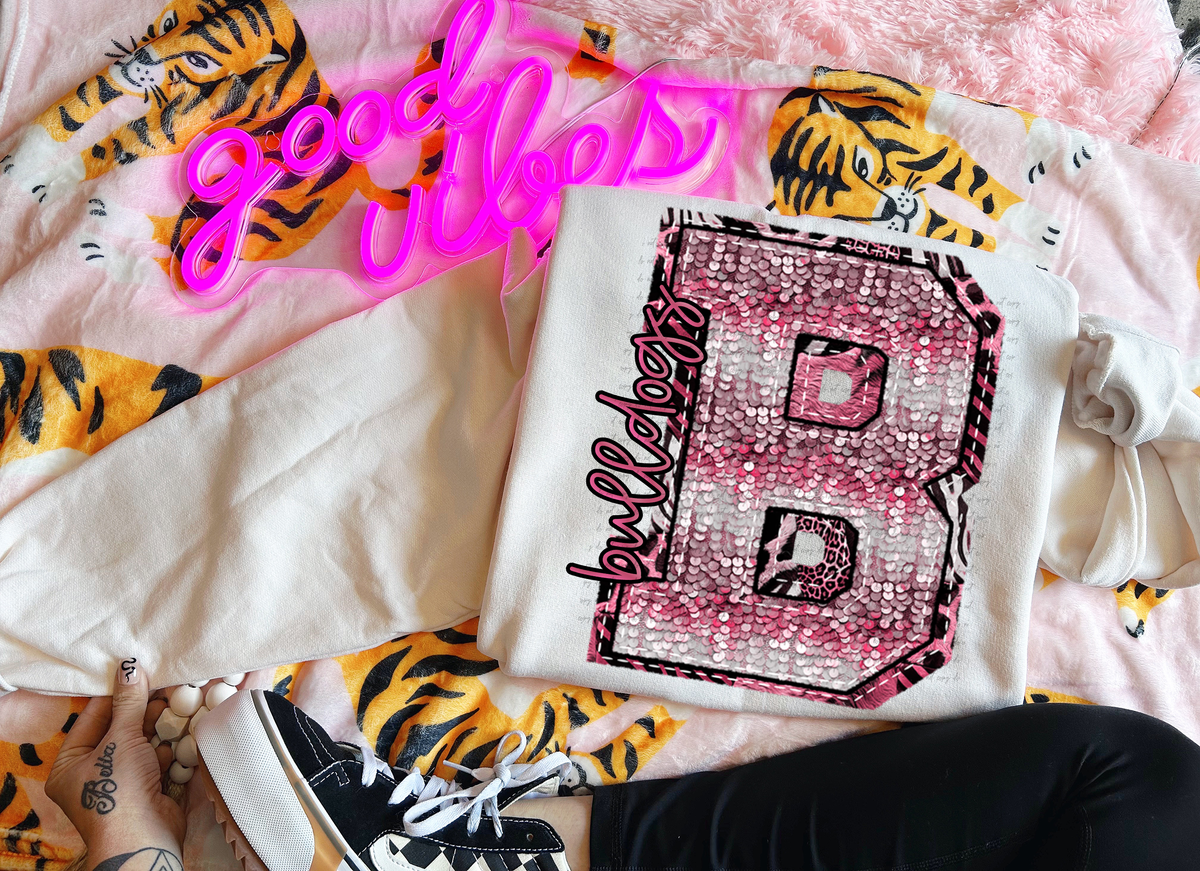 Wildpink Bulldogs B Sequins 74863 DTF Transfer