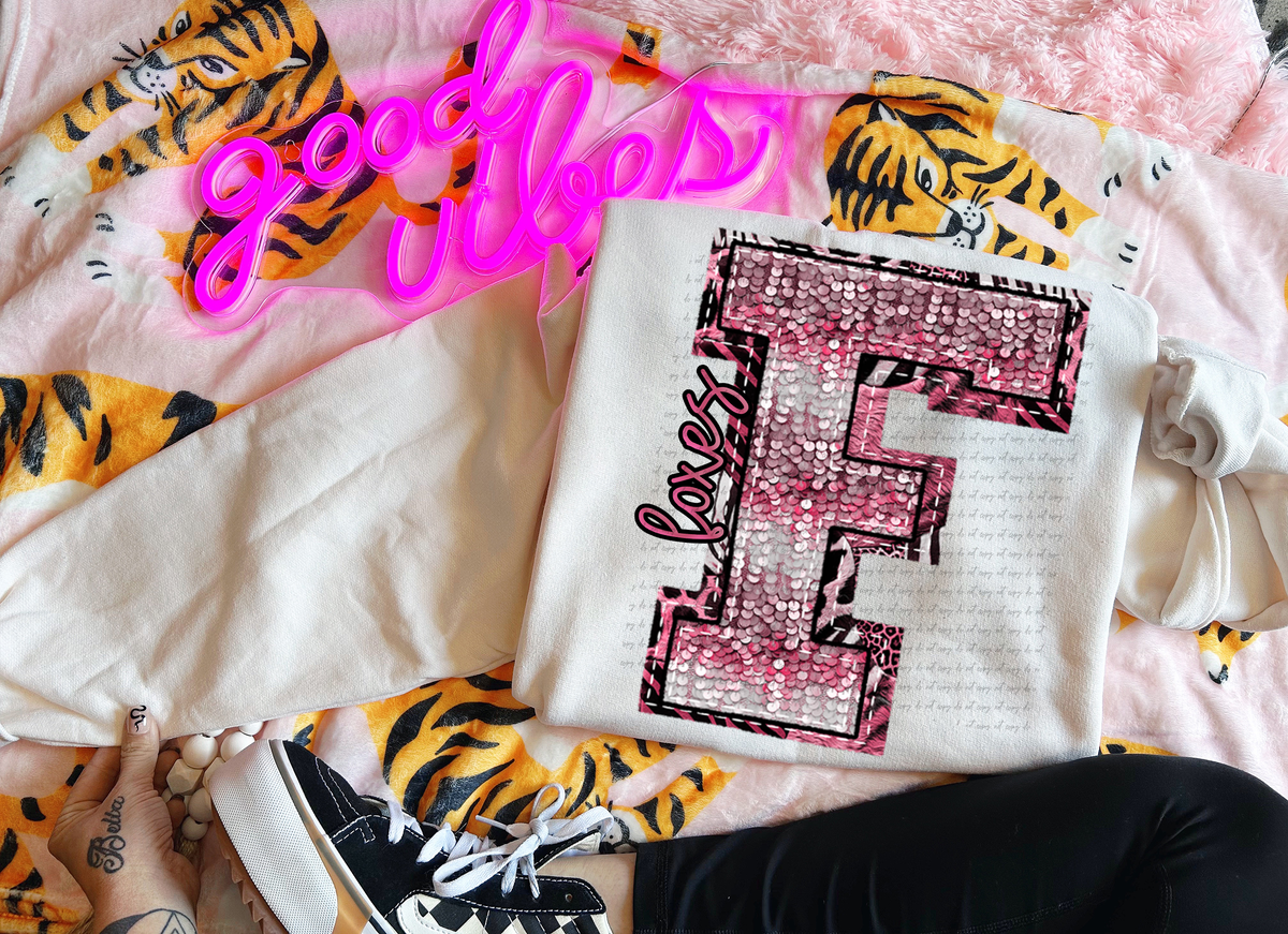 Wildpink Foxes F Sequins 74876 DTF Transfer