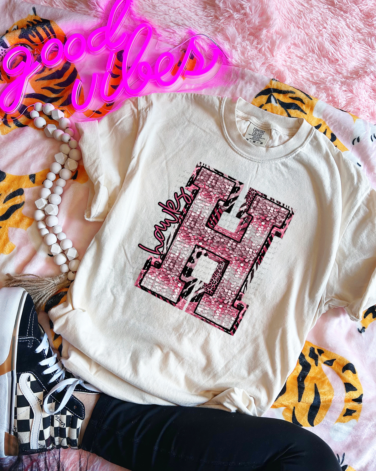 Wildpink Hawks H Sequins 74880 DTF Transfer