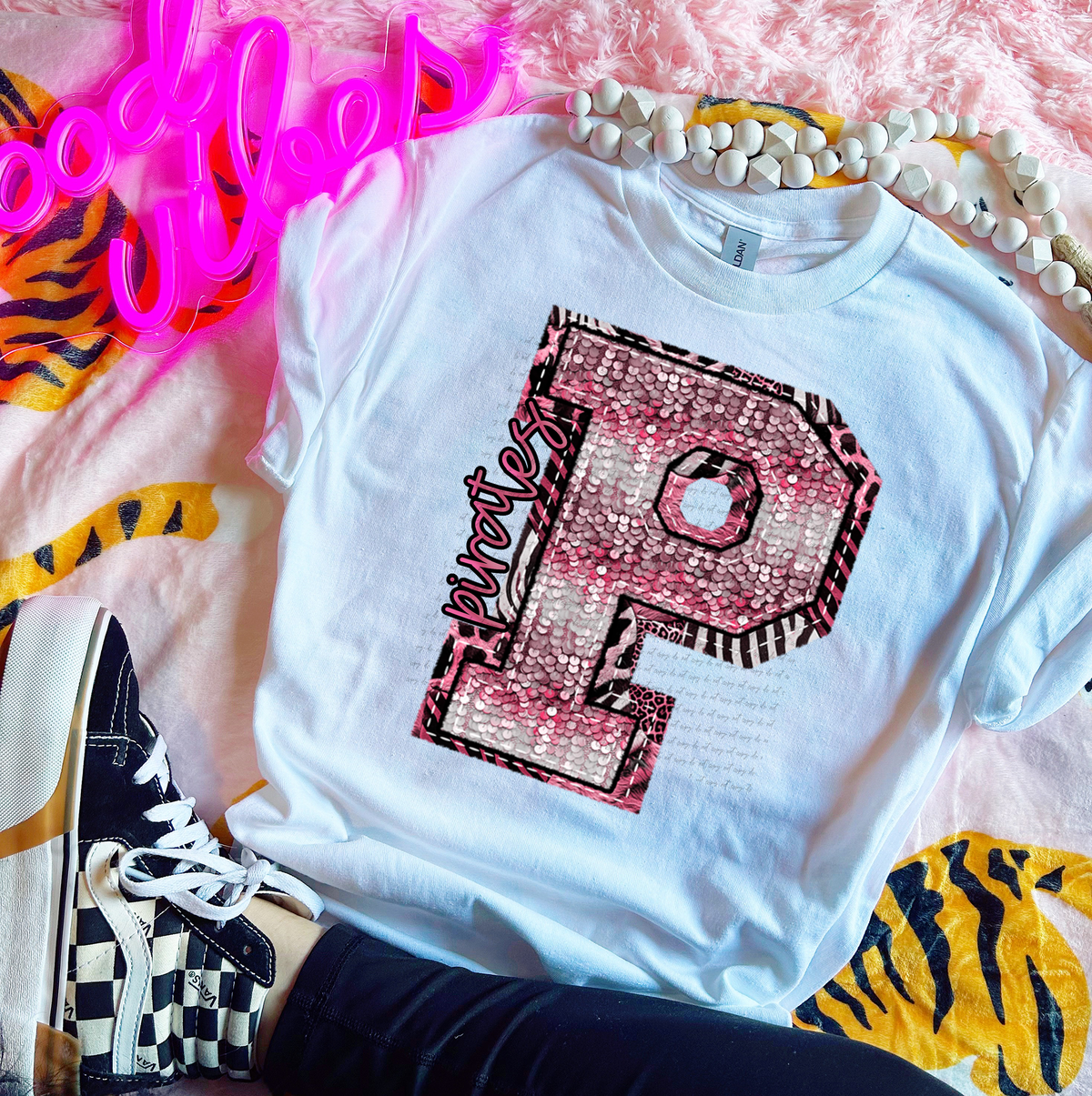 Wildpink Pirates P Sequins 74901 DTF Transfer