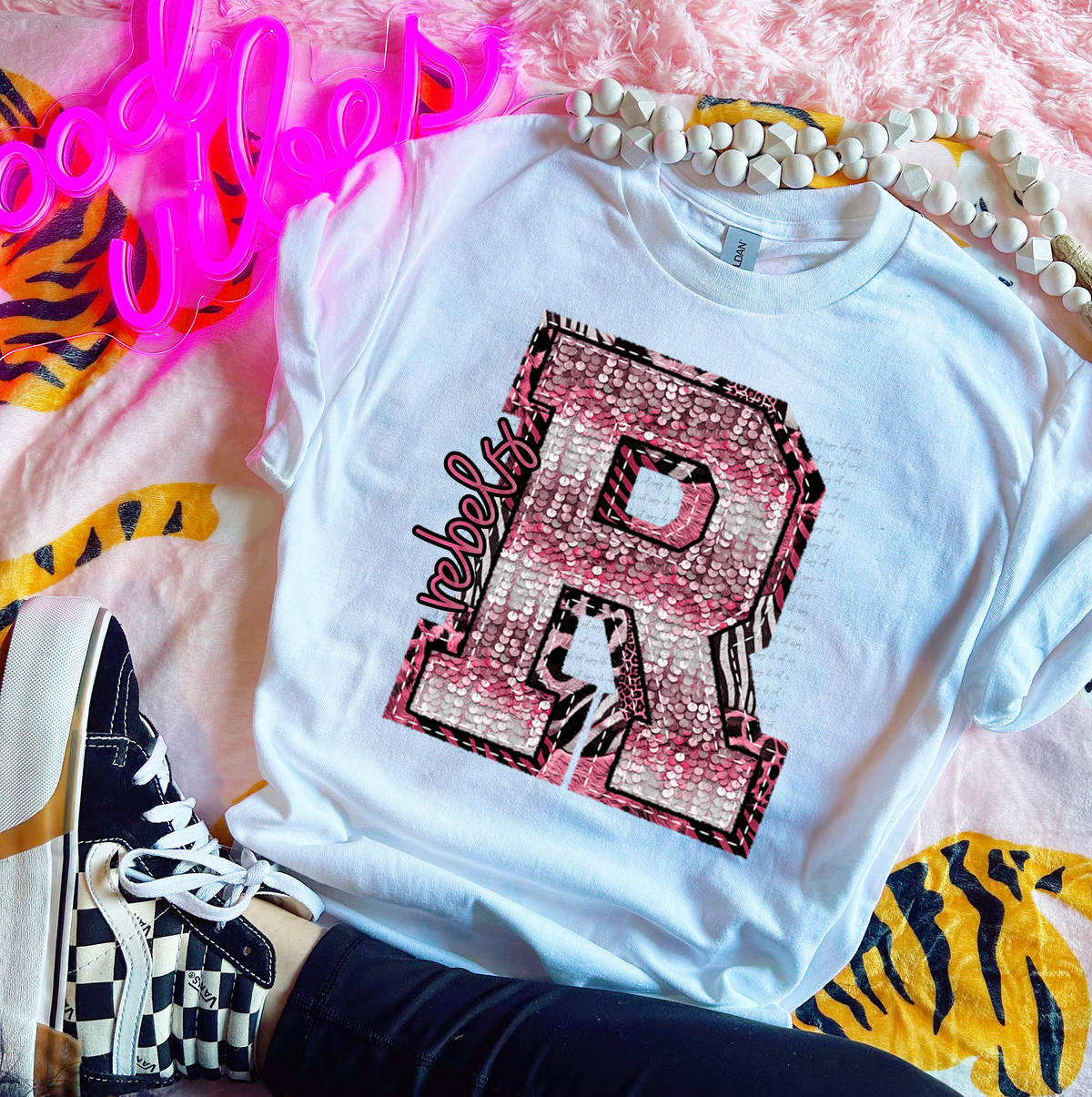 Wildpink Rebels R Sequins 74908 DTF Transfer