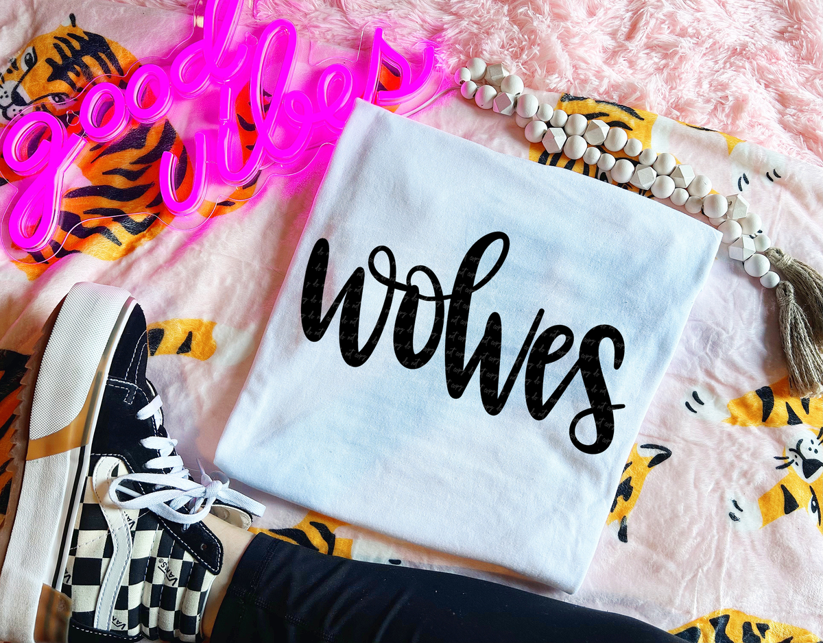 Wolves Hand Lettered 54183 DTF transfer