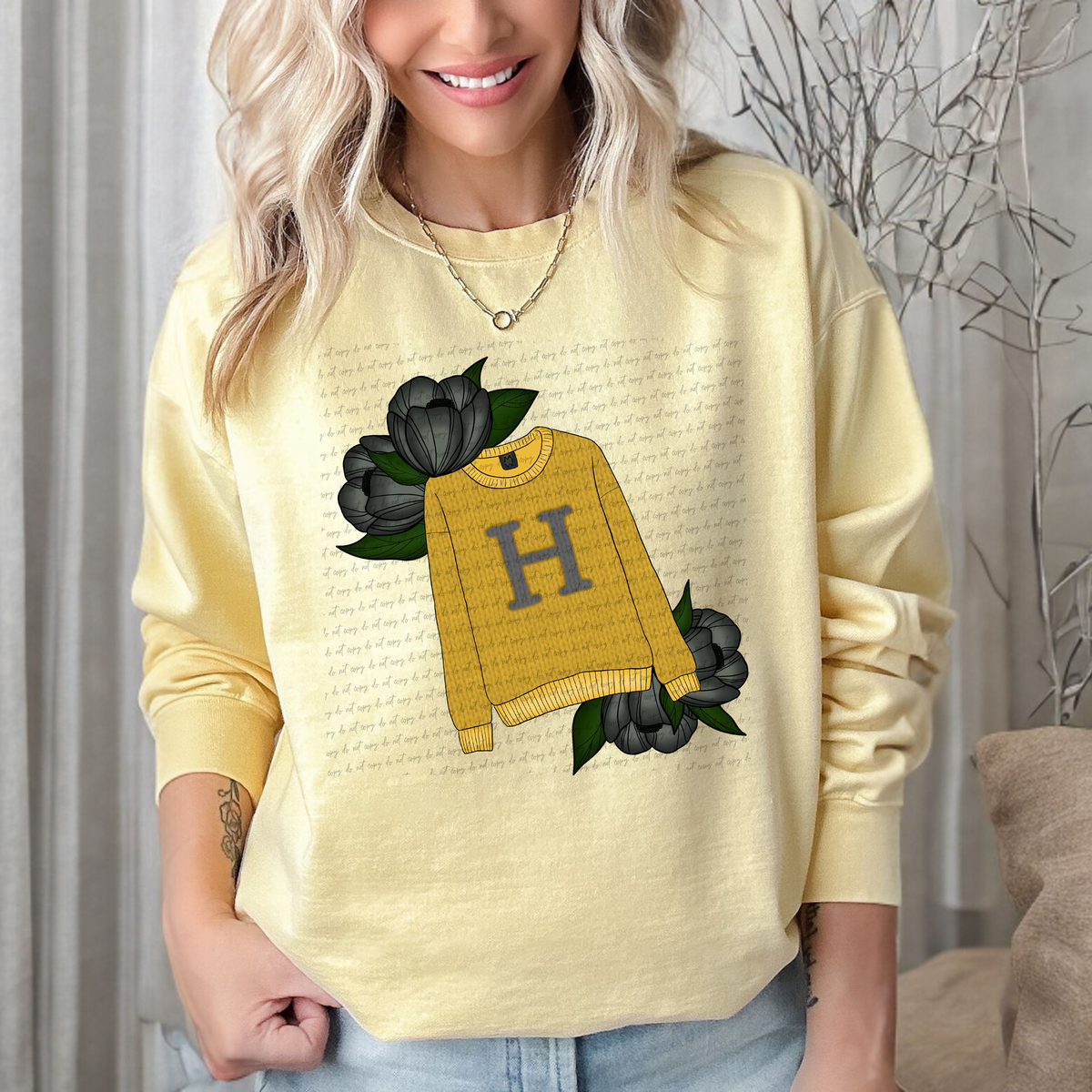 Huffle Yellow Sweater Floral HP 116028 DTF transfer