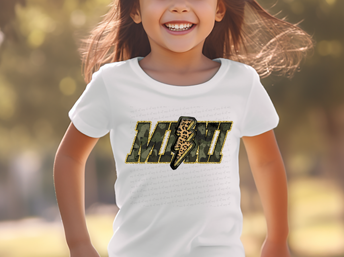 Mini Camouflage Lightning Bolt Gold Glitter Outline 117131 DTF Transfer