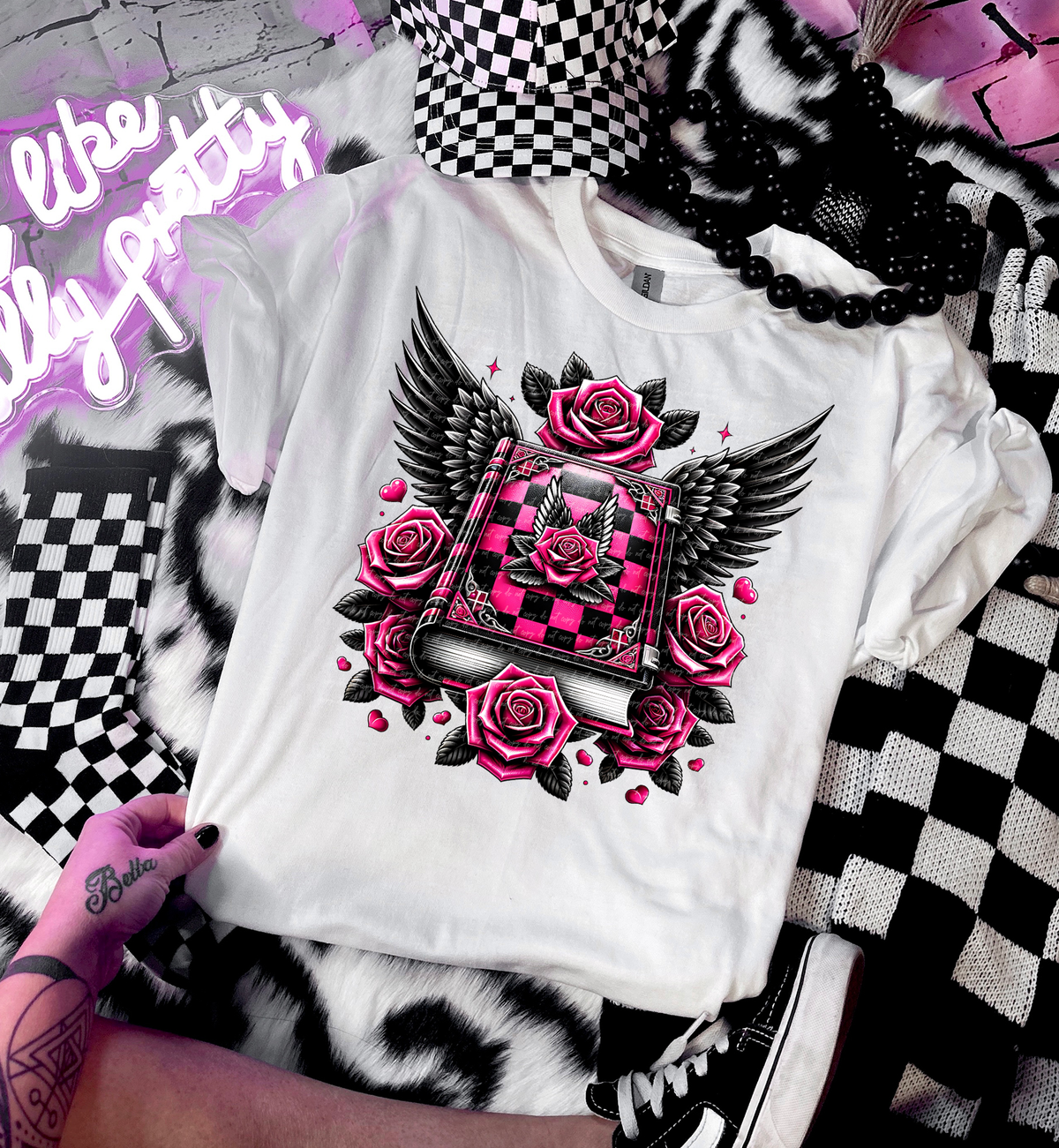 Checkered Bible With Wings And Roses 81978 DTF Transfer