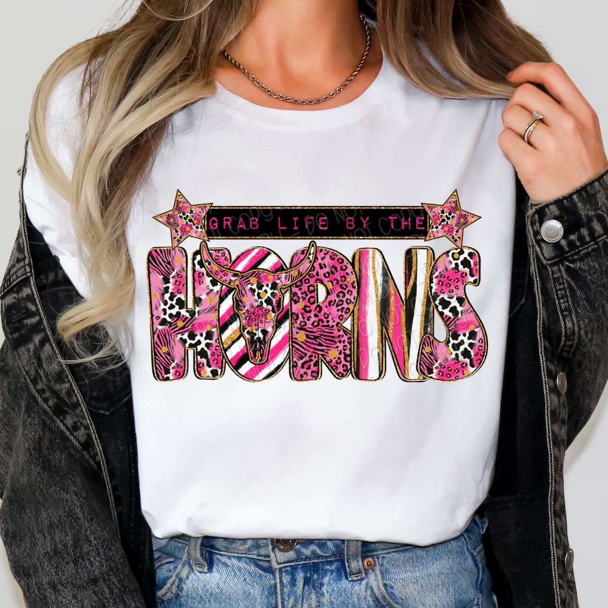 Grab life by the horns bull head(gold outline) (DWS) DTF Transfer