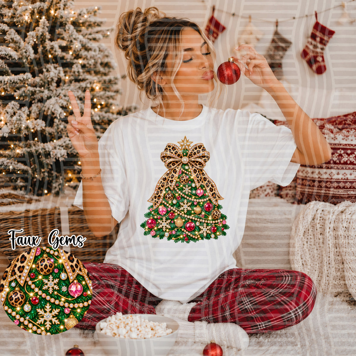 Christmas Tree with Leopard Bow- Faux Rhinestone (Caplinger)DTF Transfer