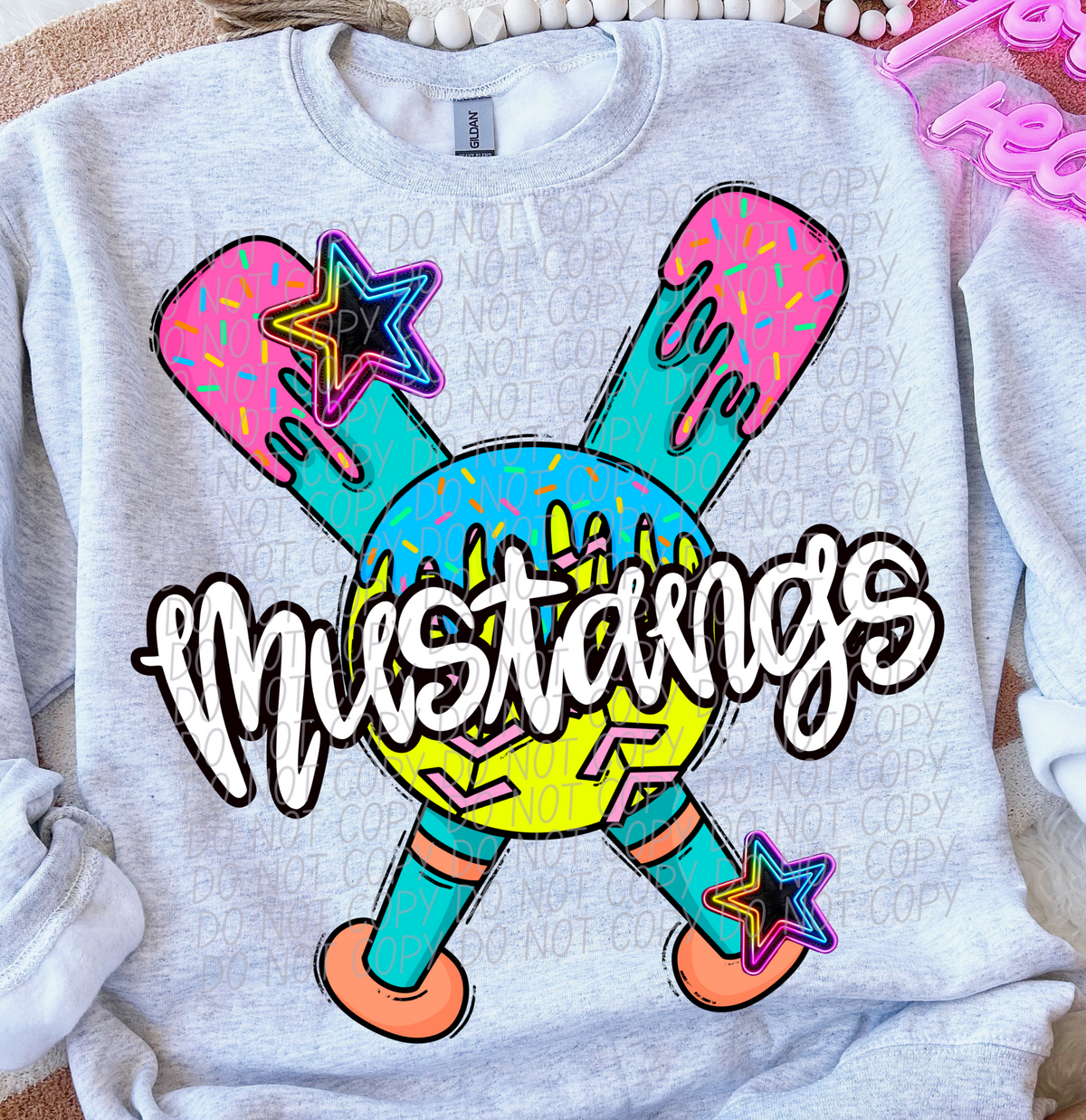 Dripping softball Mustangs (CITY) DTF transfer