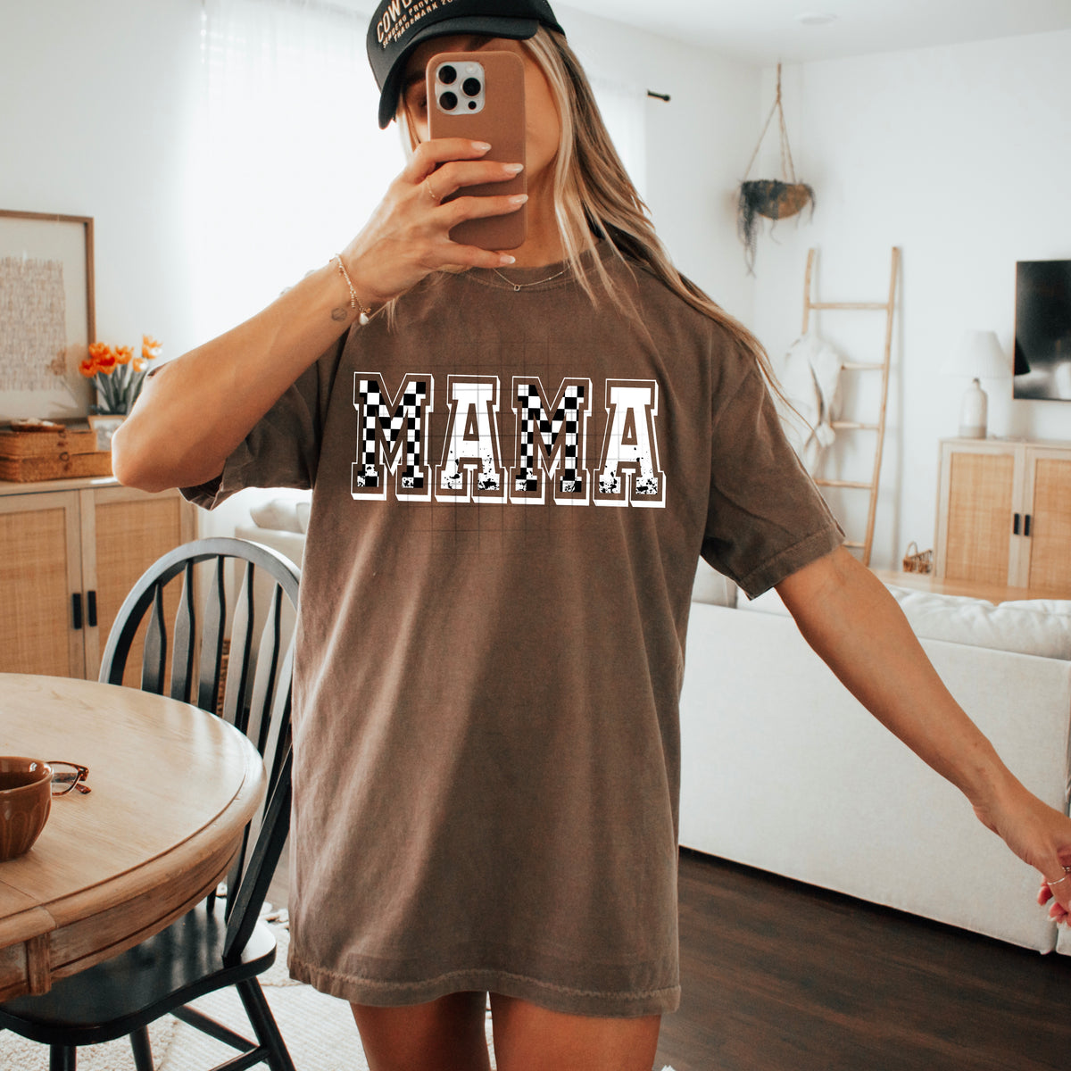 Mama WHITE OUTLINE black/white checkered CSC DTF transfer