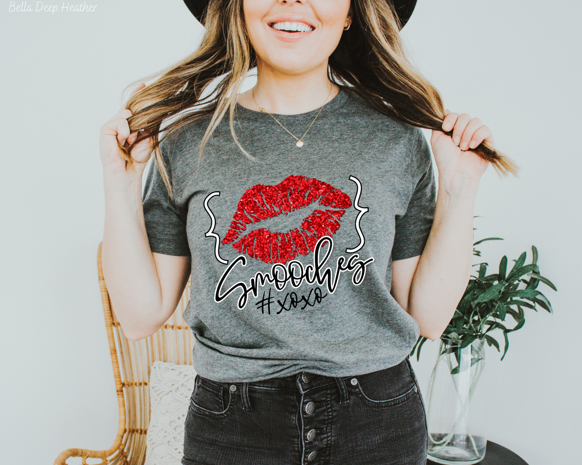 Smooches XOXO Red Lips 112664 DTF TRANSFER