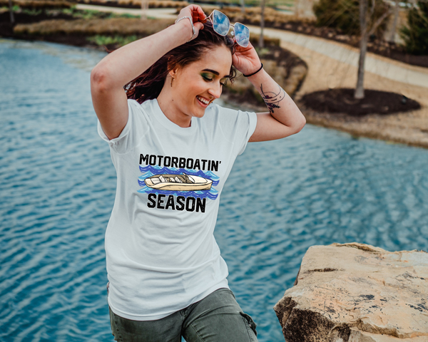 Motorboatin' Season (boat on water, black distressed lettering) 8968 DTF TRANSFER