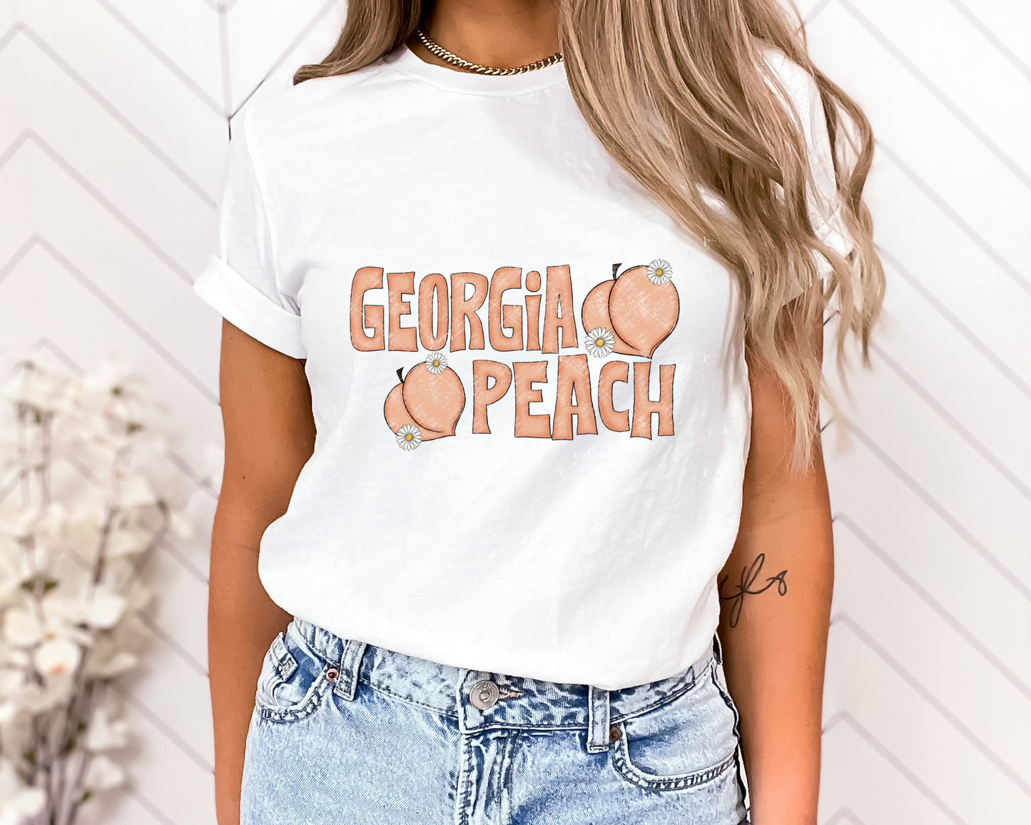 Georgia Peach (peaches with white daisies, peach color block lettering distressed) 8854 DTF Transfer