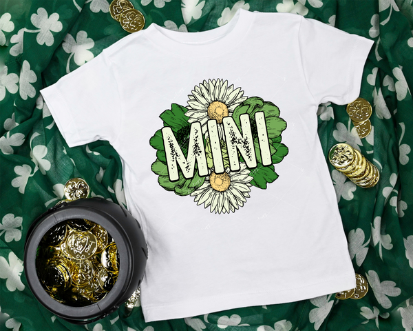 Mama (green flowers, two daisies, block lettering distressed) 8871 DTF Transfer