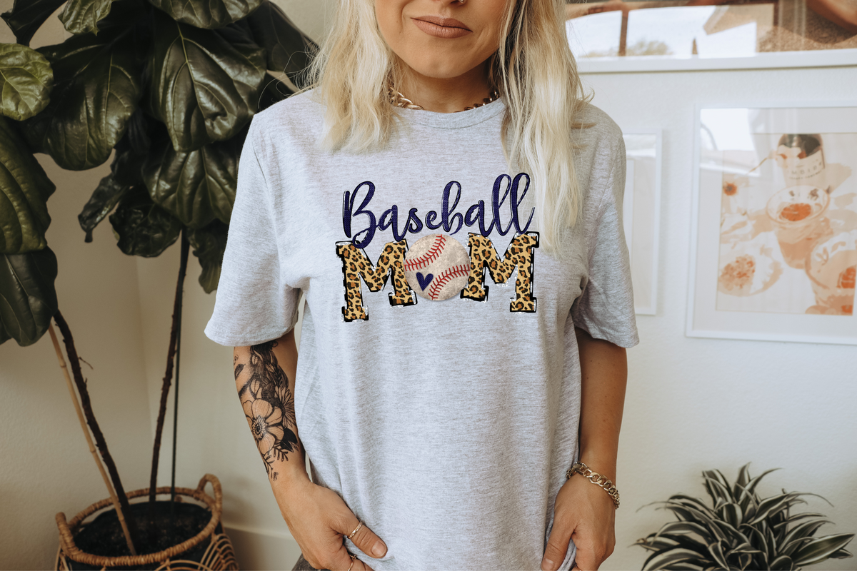 Baseball mom (leopard mom baseball with heart)DTF TRANSFER